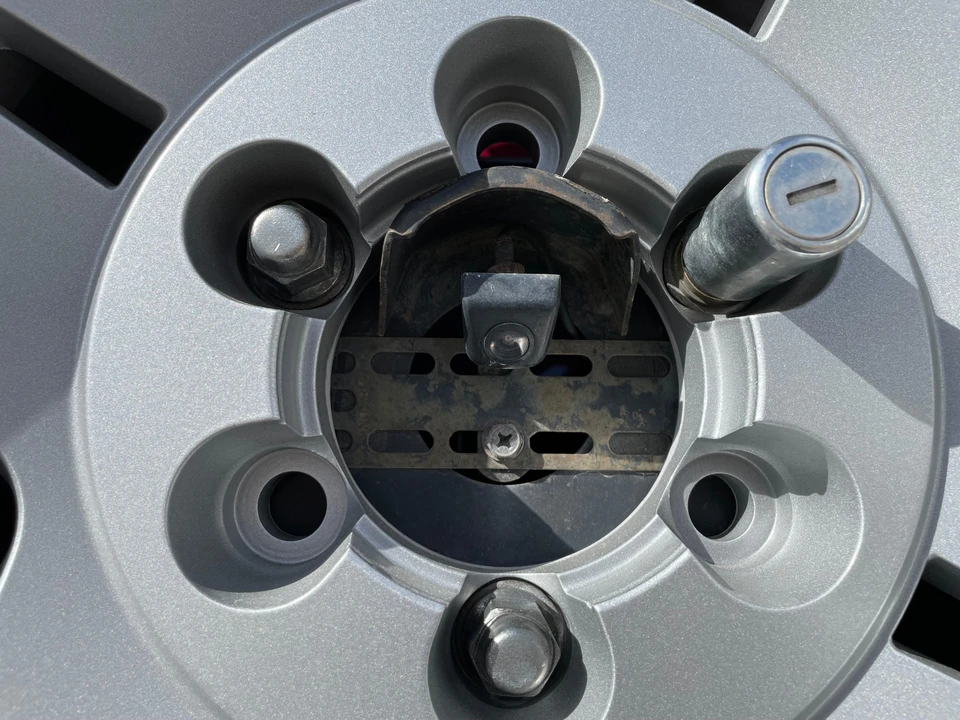 1991 Toyota Hilux 5th Gen - Image 24 of 31