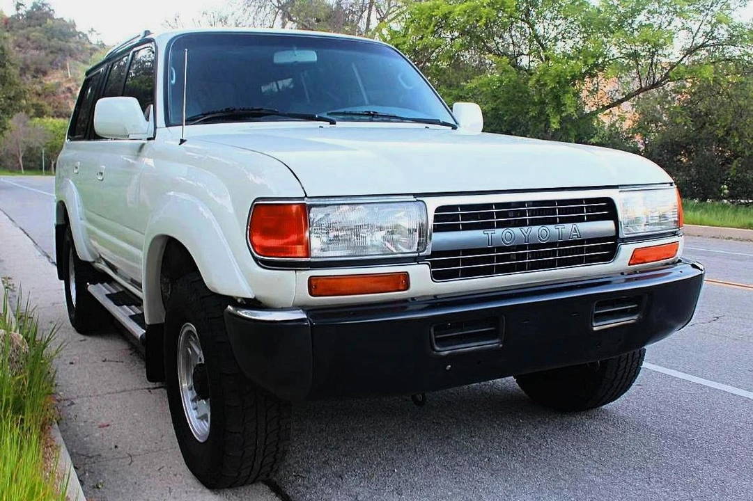 1991 Toyota J80 Land Cruiser - Image 2 of 31