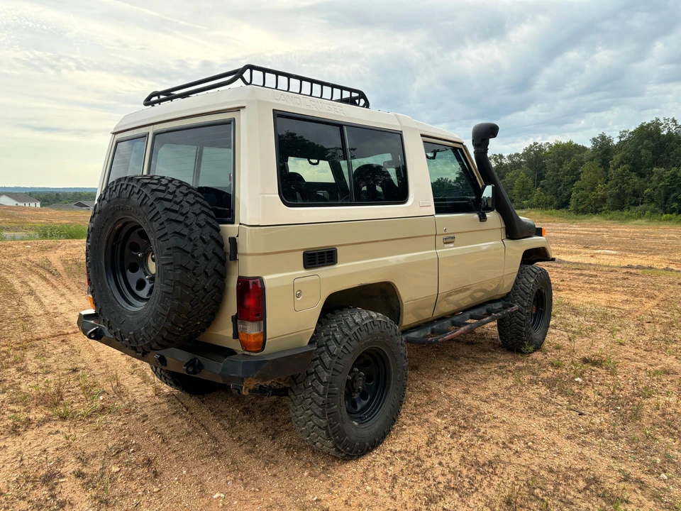 1991 Toyota J70 Land Cruiser - Image 12 of 31