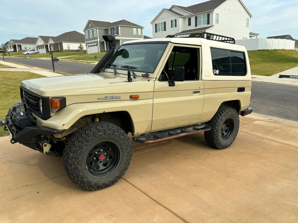 1991 Toyota J70 Land Cruiser - Image 9 of 31
