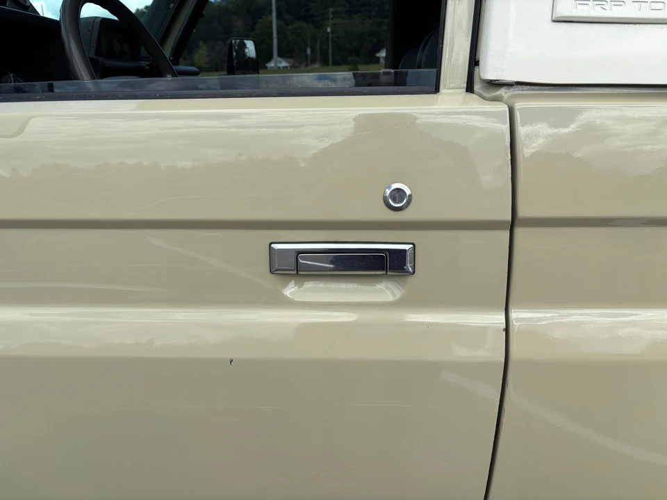 1991 Toyota J70 Land Cruiser - Image 15 of 31