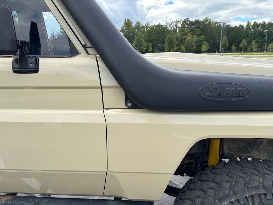 1991 Toyota J70 Land Cruiser - Image 18 of 31