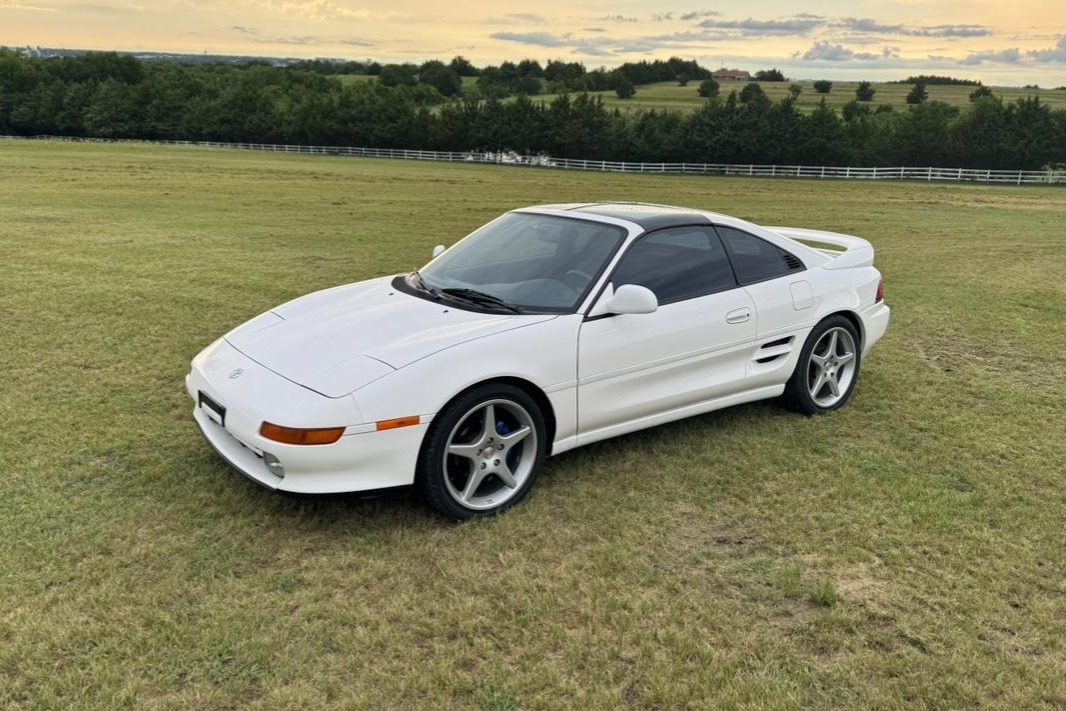 1991 Toyota MR2 Turbo 5-Speed