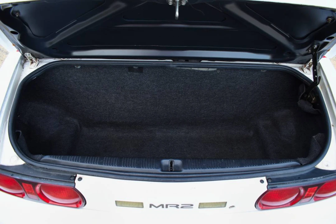 1991 Toyota SW20 MR2 - Image 9 of 15