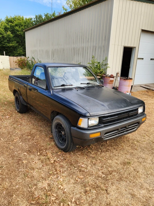 1991 Toyota - Image 4 of 15