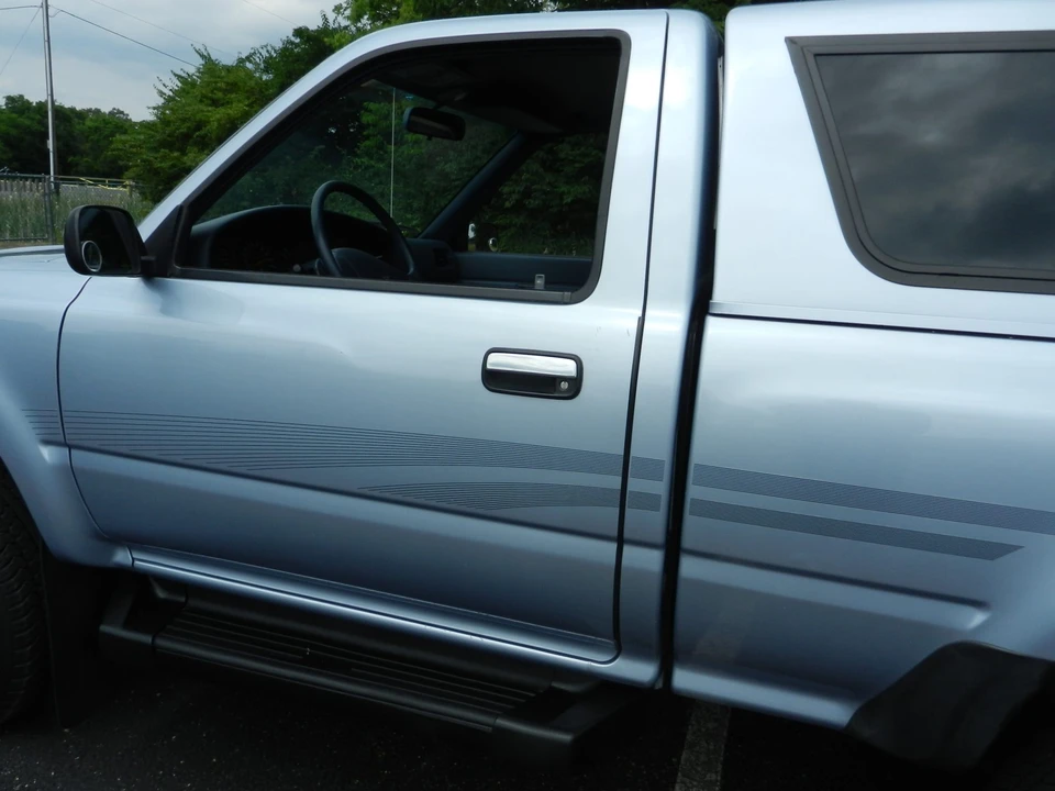 1991 Toyota Hilux 5th Gen - Image 12 of 31