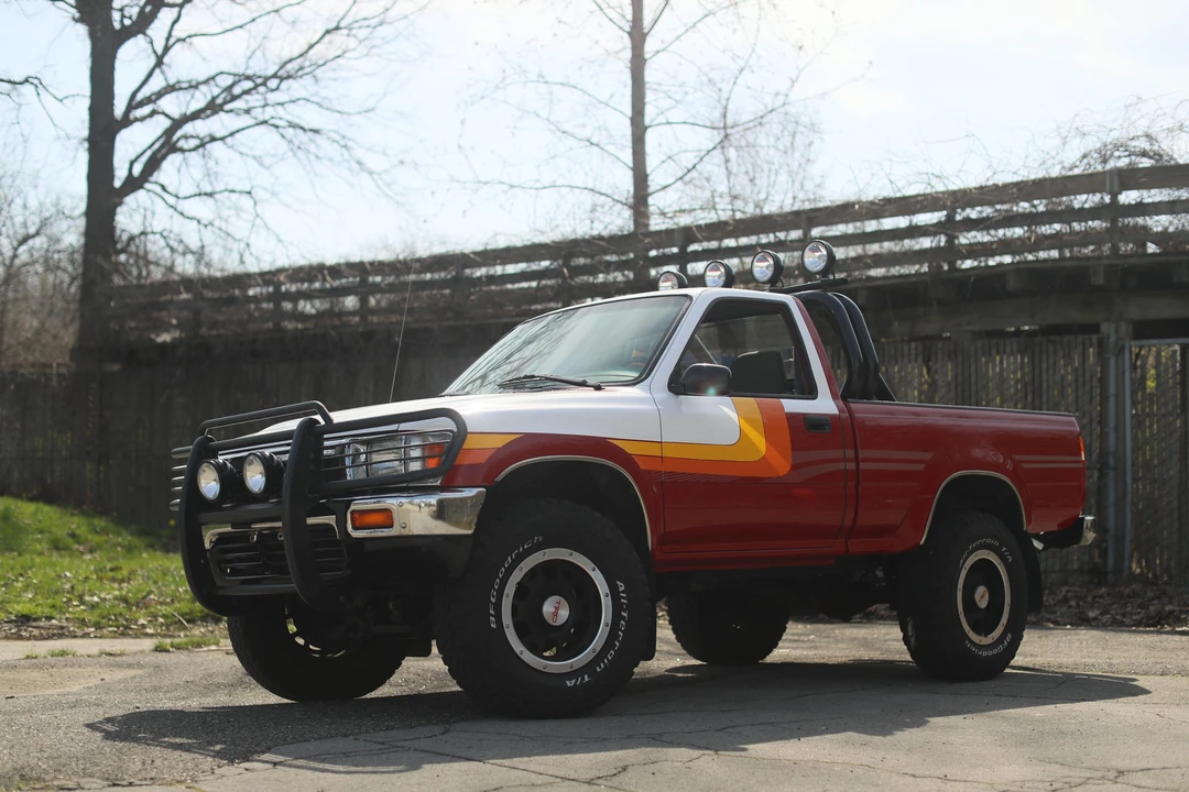 1991 Toyota Hilux 5th Gen - Image 9 of 31