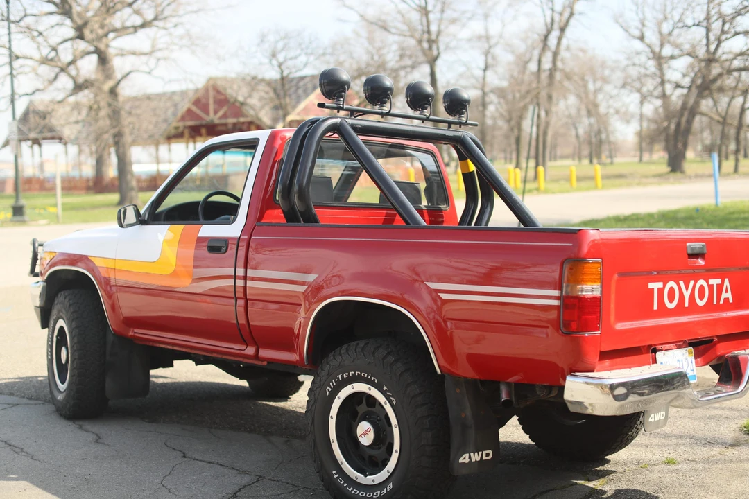1991 Toyota Hilux 5th Gen - Image 11 of 31