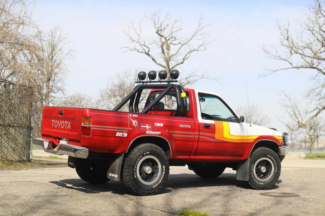 1991 Toyota Hilux 5th Gen - Image 14 of 31