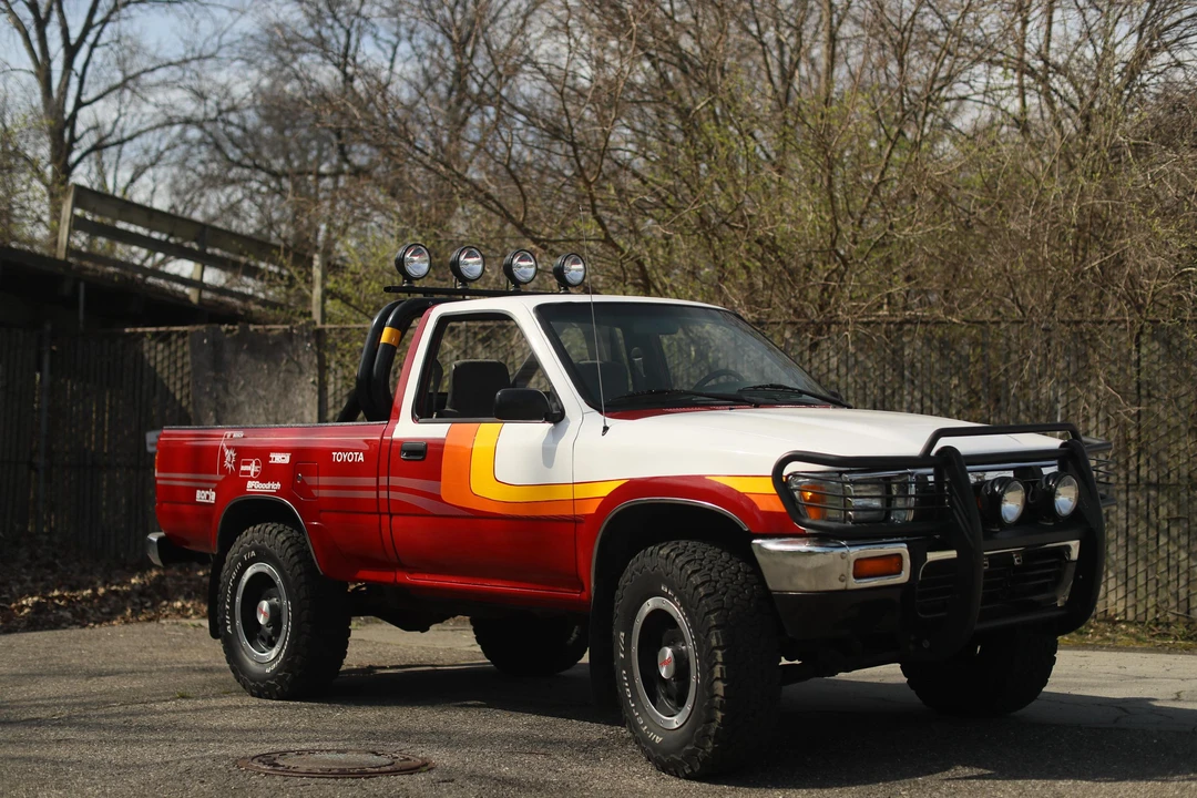 1991 Toyota Hilux 5th Gen - Image 17 of 31