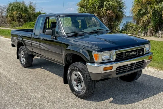 1991 Toyota Pickup XtraCab Deluxe V6 4×4 5-Speed