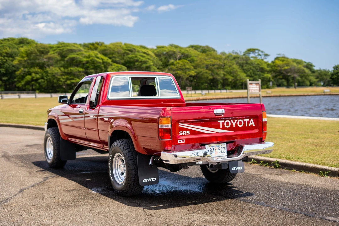 1991 Toyota Hilux 5th Gen - Image 5 of 31