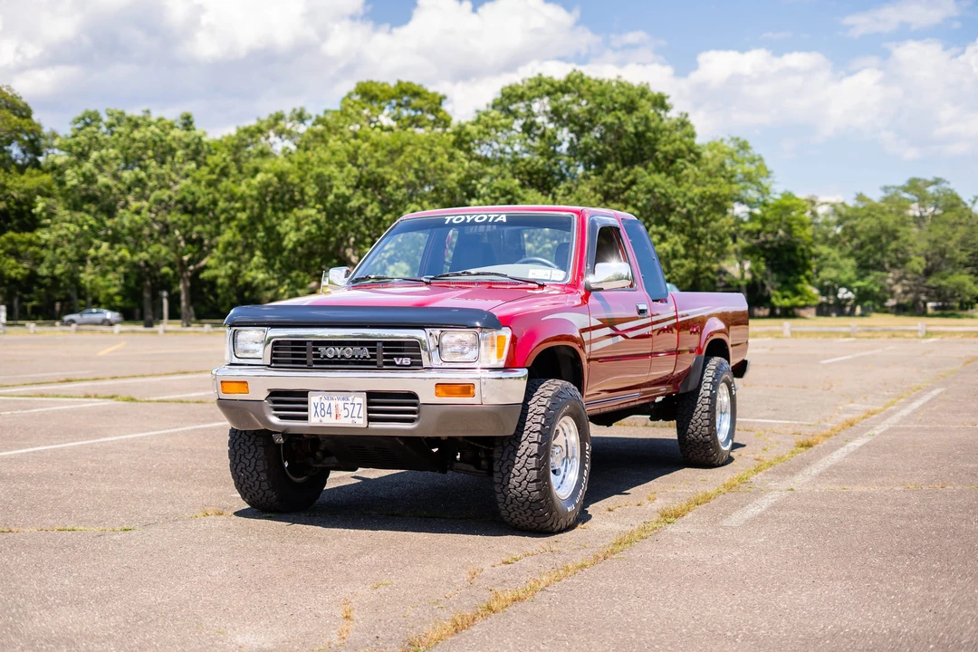 1991 Toyota Hilux 5th Gen - Image 11 of 31