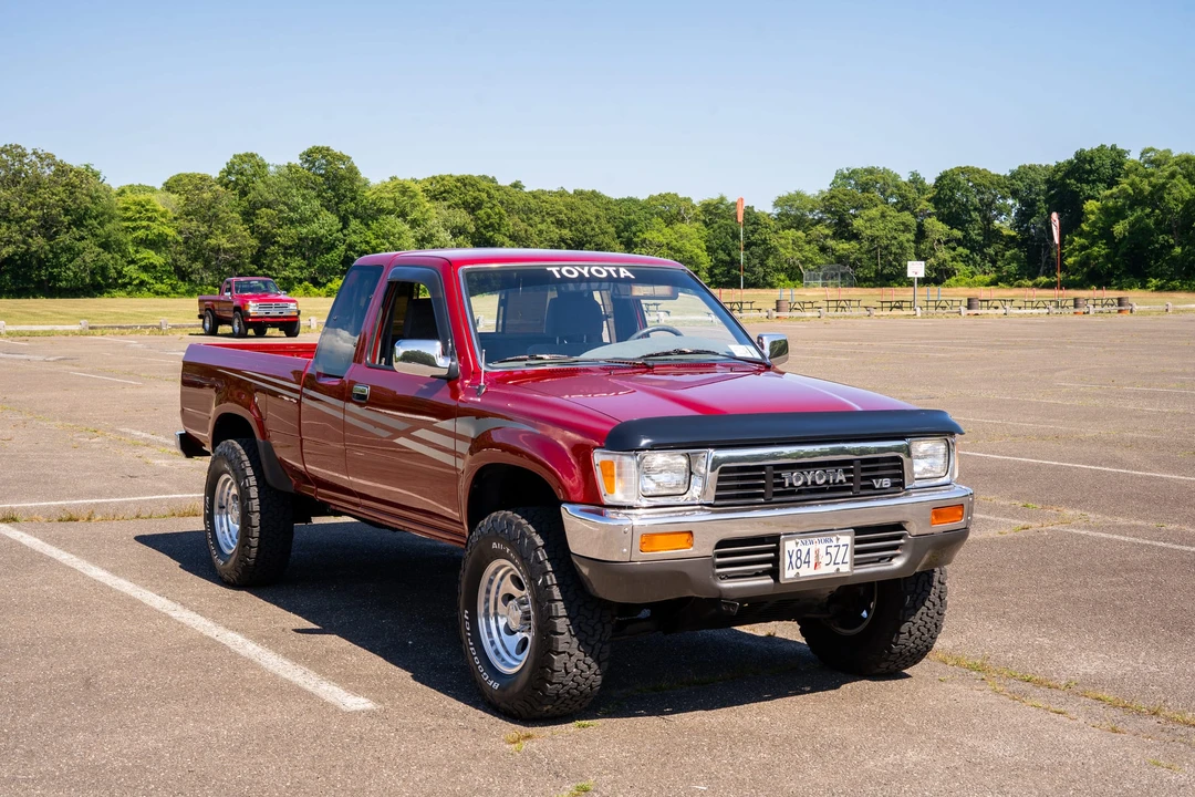 1991 Toyota Hilux 5th Gen - Image 16 of 31