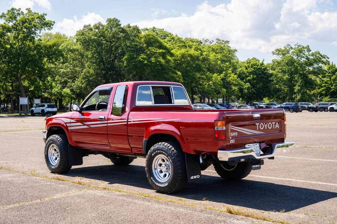 1991 Toyota Hilux 5th Gen - Image 15 of 31