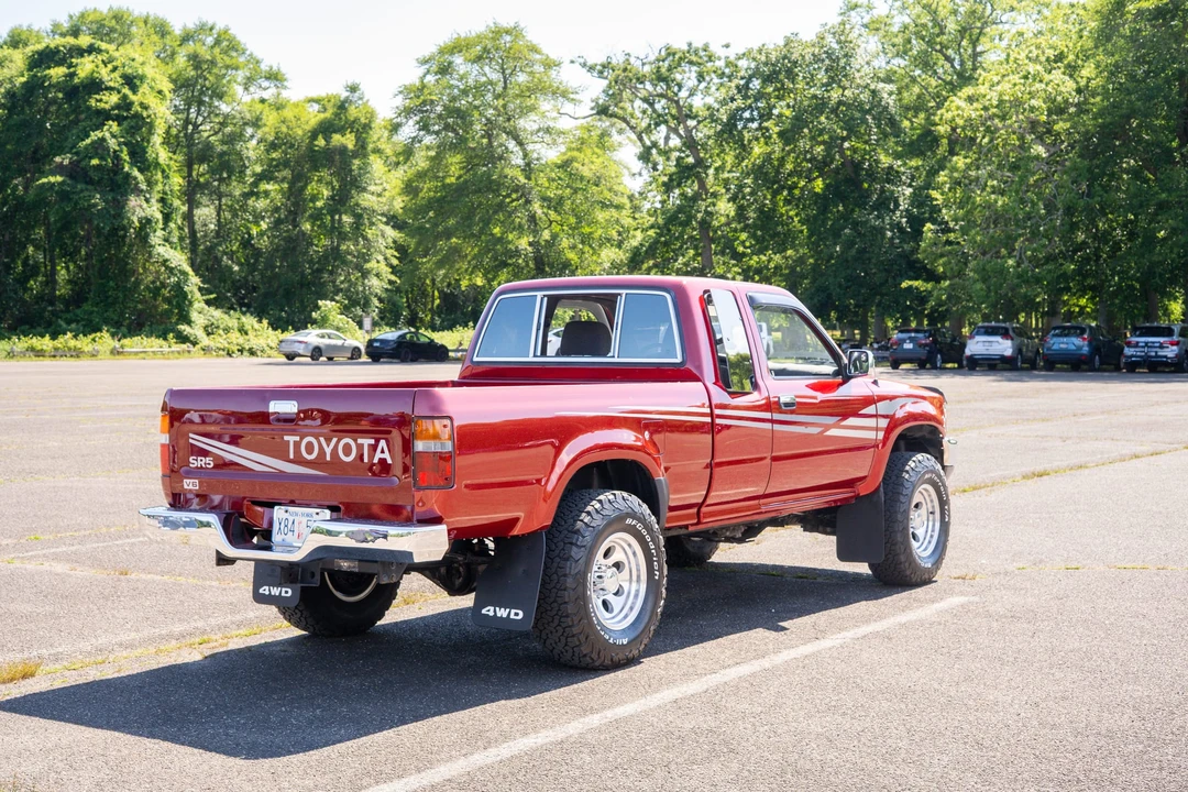 1991 Toyota Hilux 5th Gen - Image 7 of 31