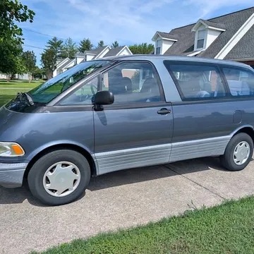 1991 Toyota Previa LE