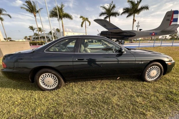 1991 Lexus SC400 - Image 3 of 8
