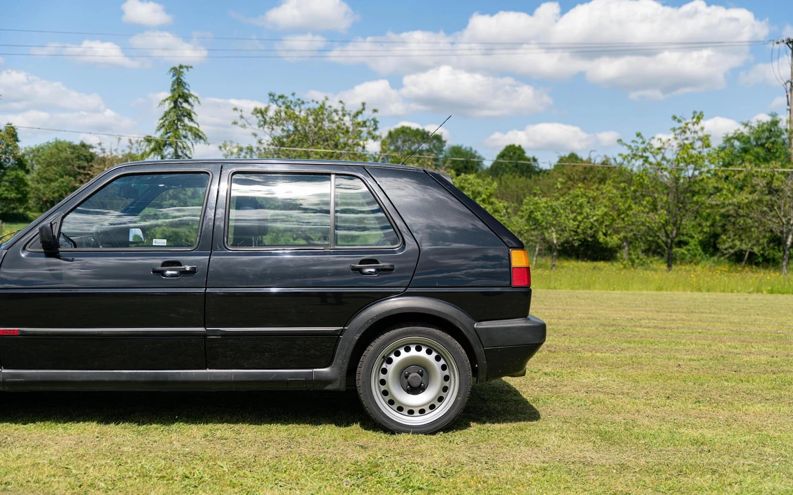 1991 Volkswagen GTI Mk2 - Image 14 of 31