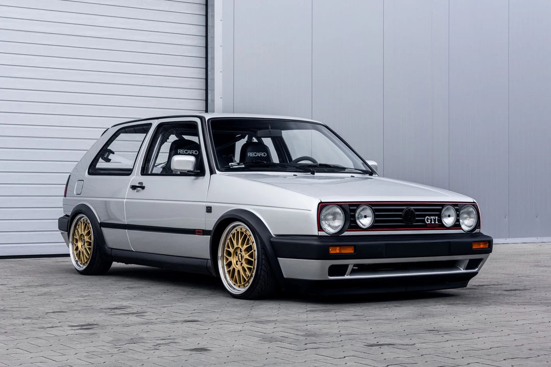 1991 Volkswagen GTI Mk2 - Image 2 of 31