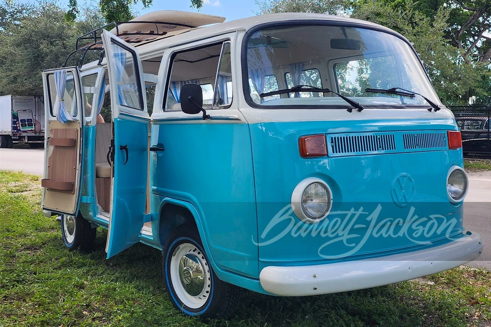 1991 Volkswagen Bay-Window Bus - Image 2 of 8