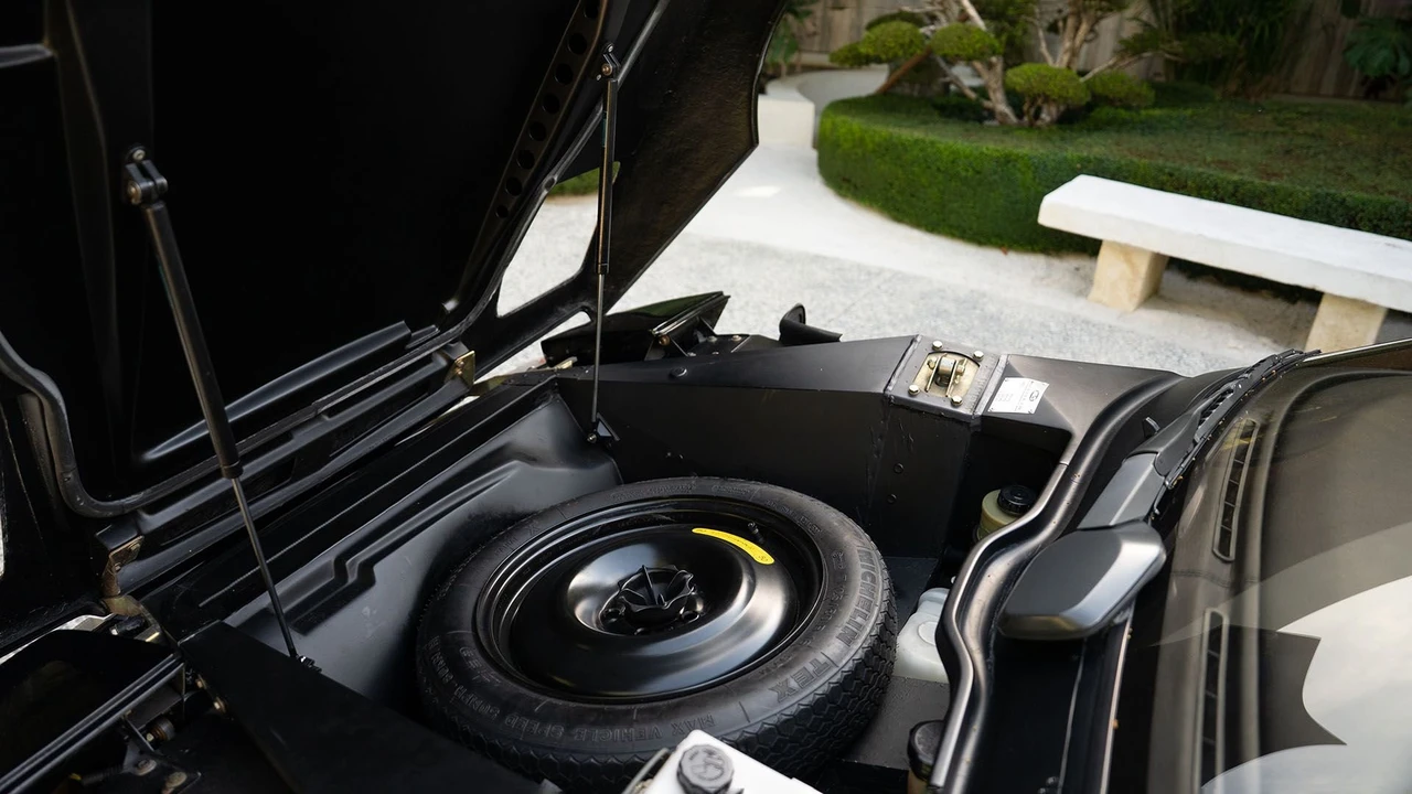 1991 Venturi - Image 6 of 31