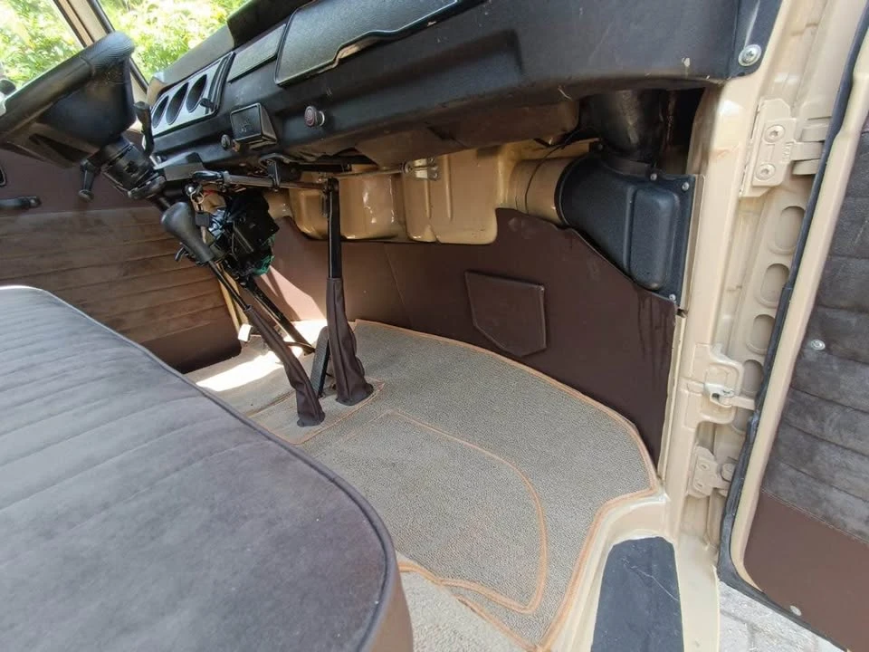 1991 Volkswagen EuroVan - Image 14 of 20