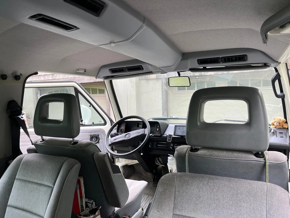 1991 Volkswagen Vanagon - Image 7 of 26