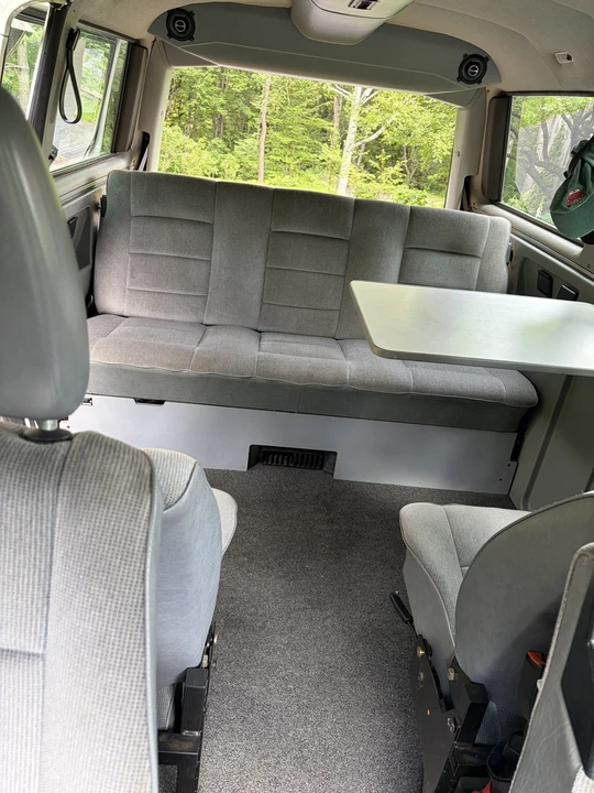 1991 Volkswagen Vanagon - Image 19 of 26