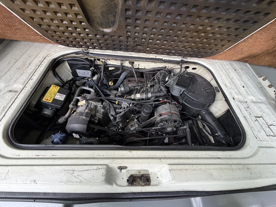 1991 Volkswagen Vanagon - Image 15 of 26