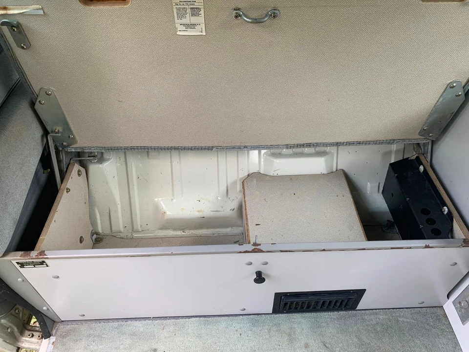 1991 Volkswagen EuroVan - Image 29 of 31