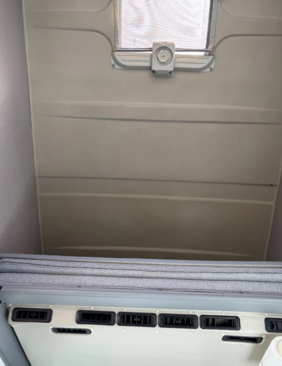 1991 Volkswagen EuroVan - Image 11 of 31