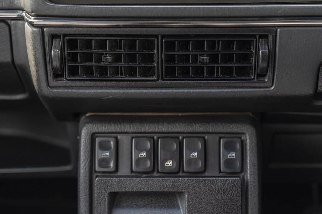 1991 Volkswagen GTI Mk2 - Image 28 of 30