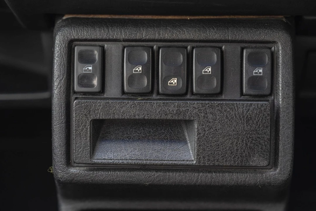 1991 Volkswagen GTI Mk2 - Image 29 of 30
