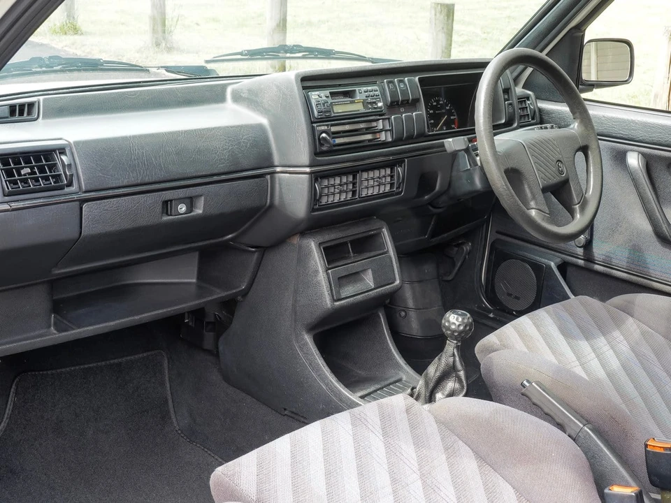 1991 Volkswagen GTI Mk2 - Image 8 of 31
