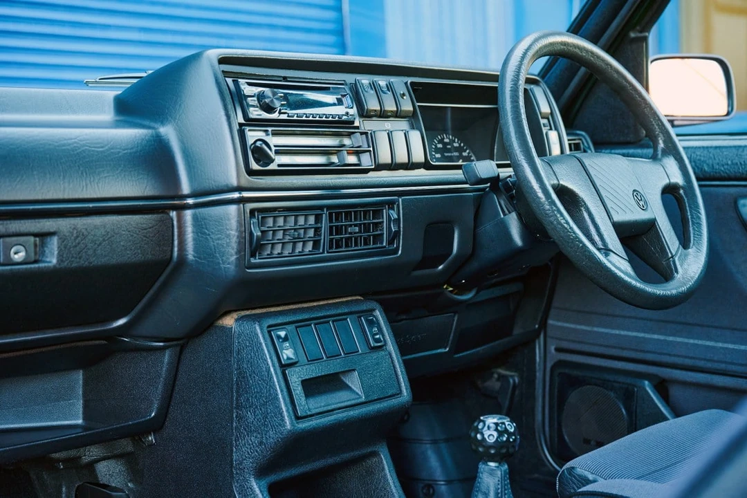 1991 Volkswagen GTI Mk2 - Image 28 of 30