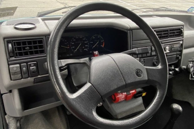 1991 Volkswagen EuroVan - Image 6 of 8