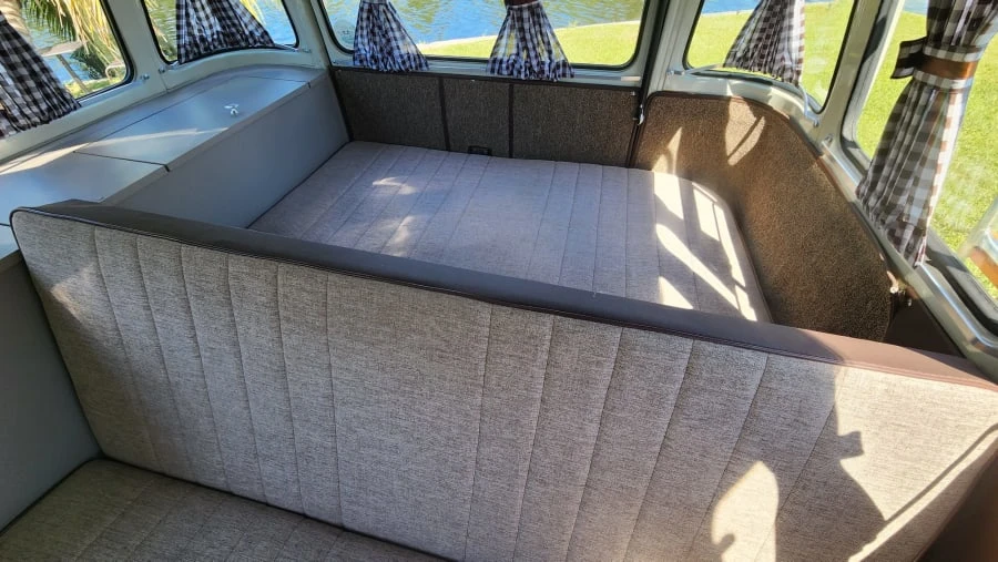 1991 Volkswagen EuroVan - Image 10 of 27