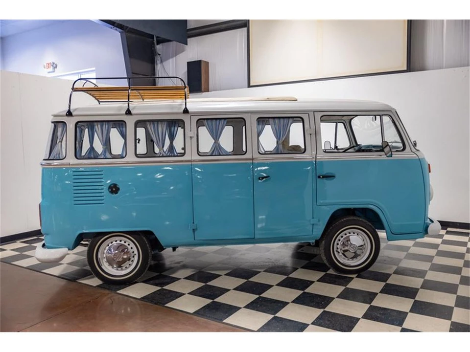 1991 Volkswagen Vanagon - Image 30 of 31