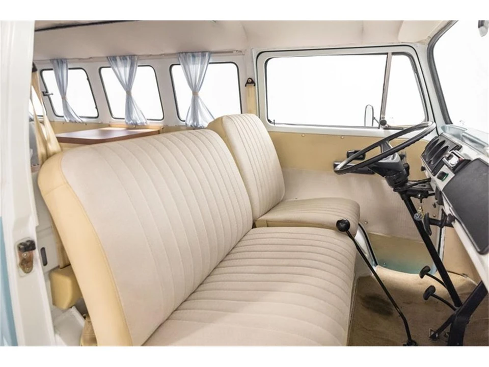 1991 Volkswagen Vanagon - Image 26 of 31