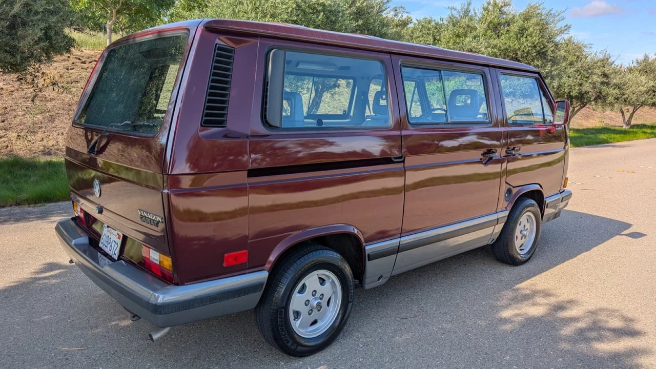 1991 Volkswagen EuroVan - Image 15 of 31