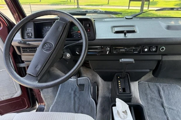 1991 Volkswagen EuroVan - Image 6 of 8