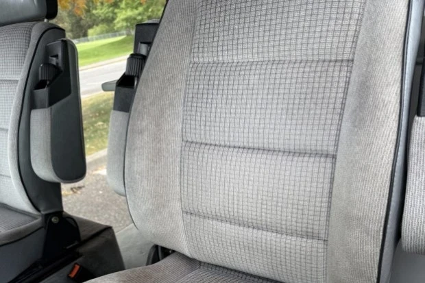 1991 Volkswagen EuroVan - Image 4 of 8