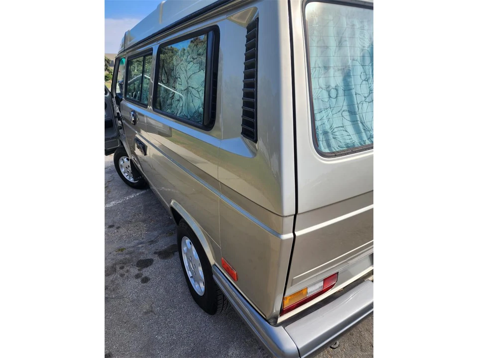 1991 Volkswagen Vanagon - Image 18 of 31