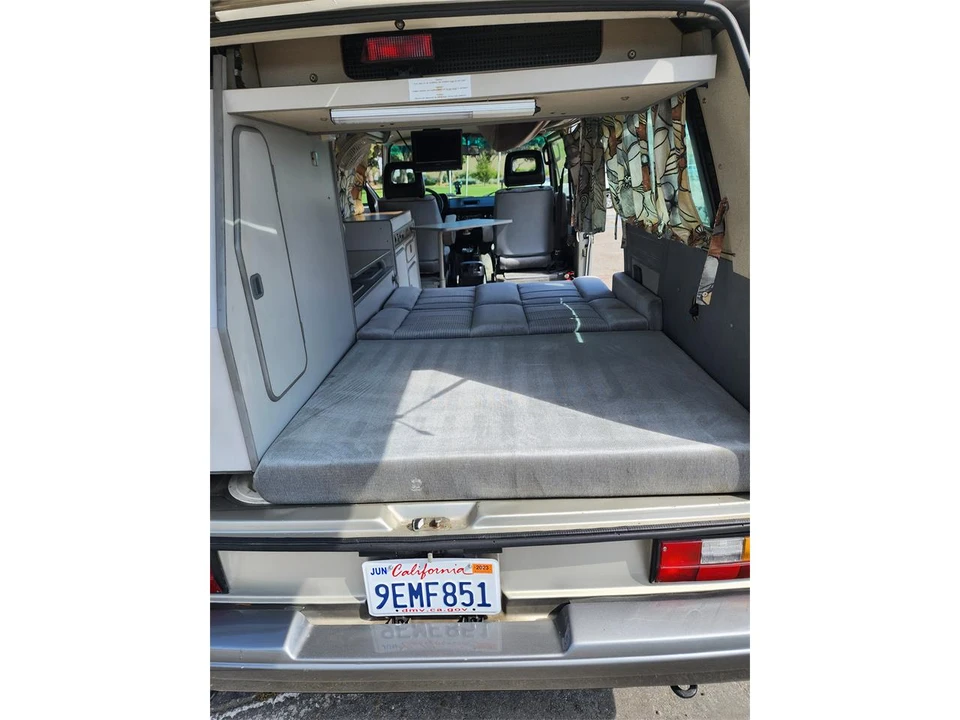 1991 Volkswagen Vanagon - Image 27 of 31