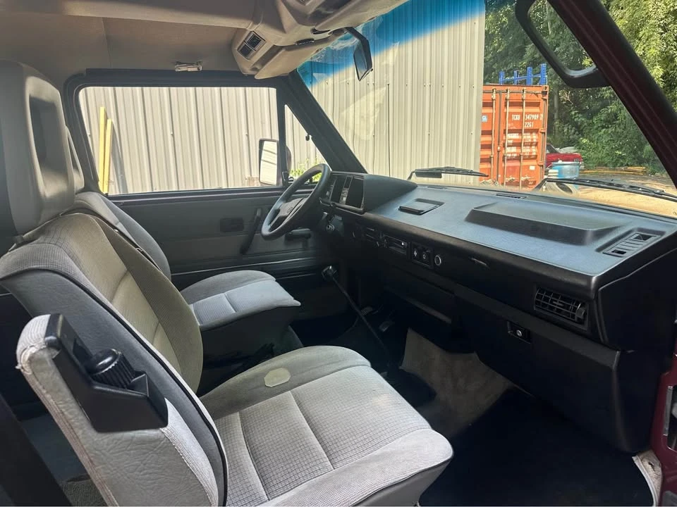 1991 Volkswagen EuroVan - Image 11 of 17