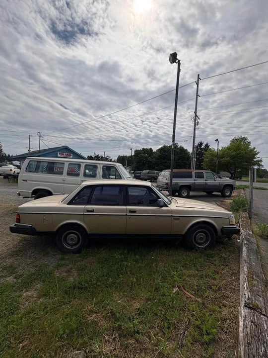 1991 Volvo 200 Series - Image 4 of 14