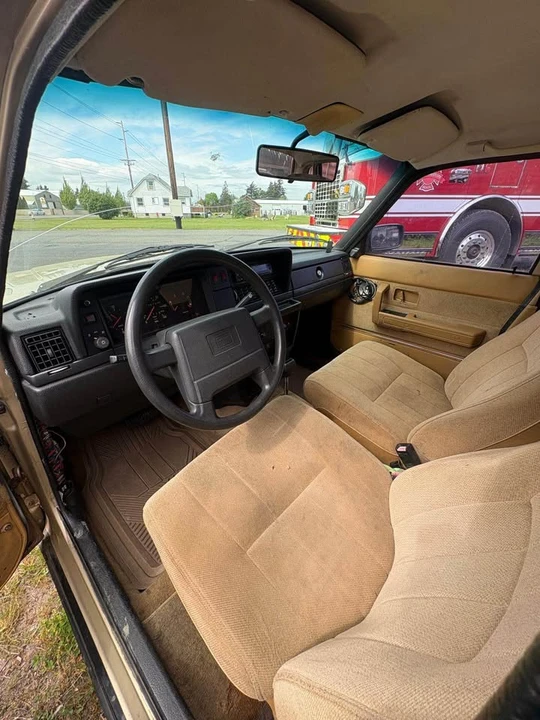 1991 Volvo 200 Series - Image 7 of 14