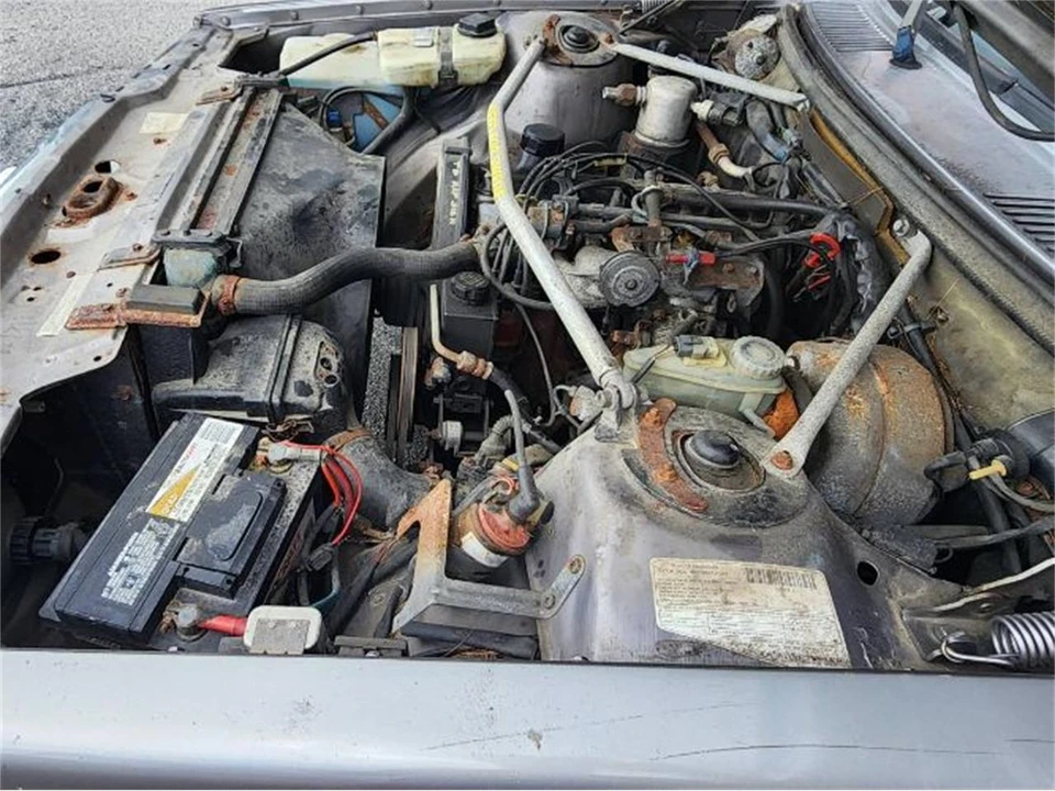 1991 Volvo 244 - Image 10 of 25