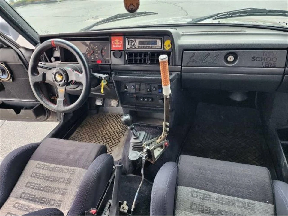 1991 Volvo 244 - Image 17 of 25
